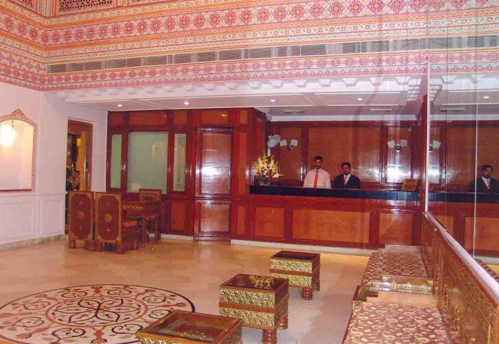 Hotel Grand Sartaj New Delhi Exterior photo